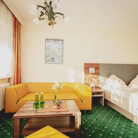 Guest house Gasthof Berghof 3*