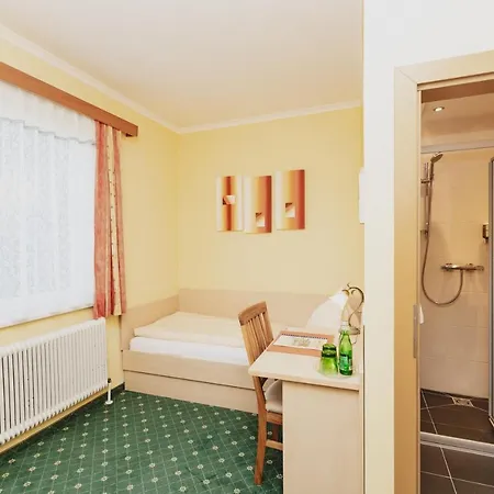 Gasthof Berghof Guest house